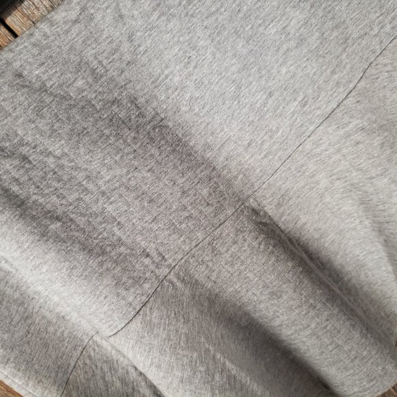 Loft M Women's Gray Quilted Textured Knit Flippy Swing Skirt Elastic Waist - Picture 4 of 7